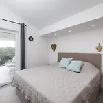 וילה Luxury Arabella *